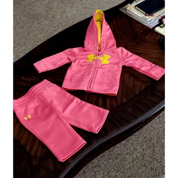 UNDER ARMOUR BABY SWEAT SUIT - Picture 1 of 5